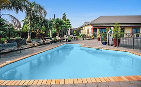 Kaimai View Motel